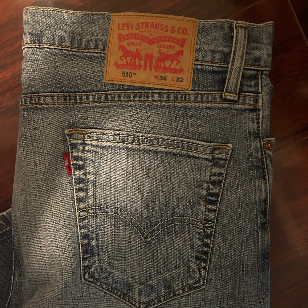 Levis 510 Skinny Men's Blue Jeans Size 34x32
